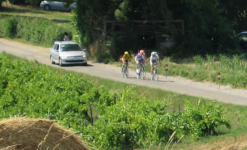 photo050703_53