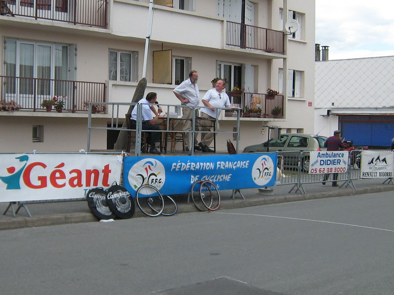 photo070602_27